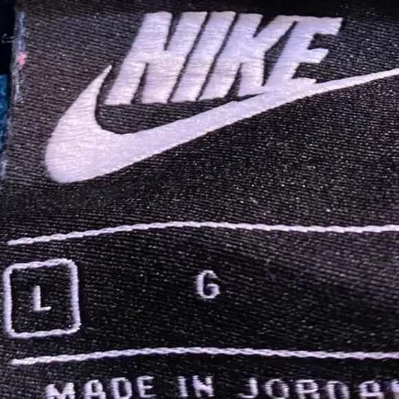 NikeSwoosh Boy’s Green Sweatshirt Sz L Cotton Blend Crew Neck Long Sleeves Warm - Picture 3 of 5